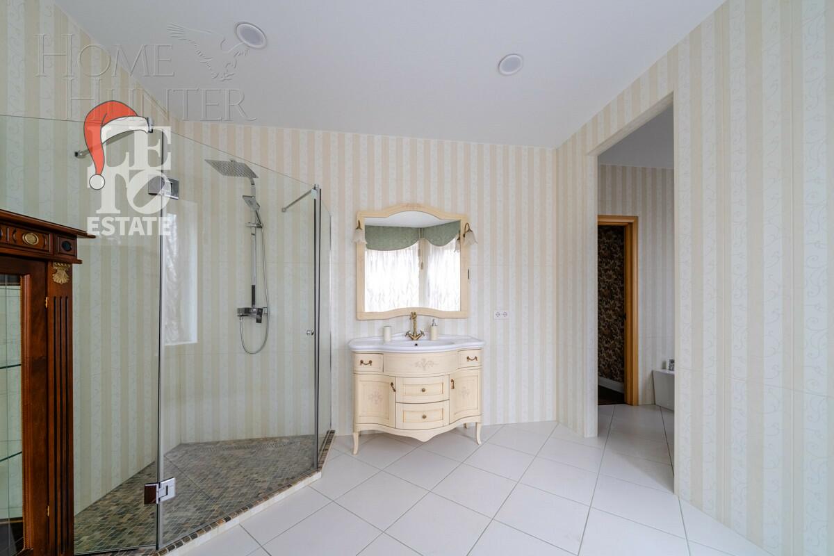 2-этажный коттедж 541 м² с отделкой