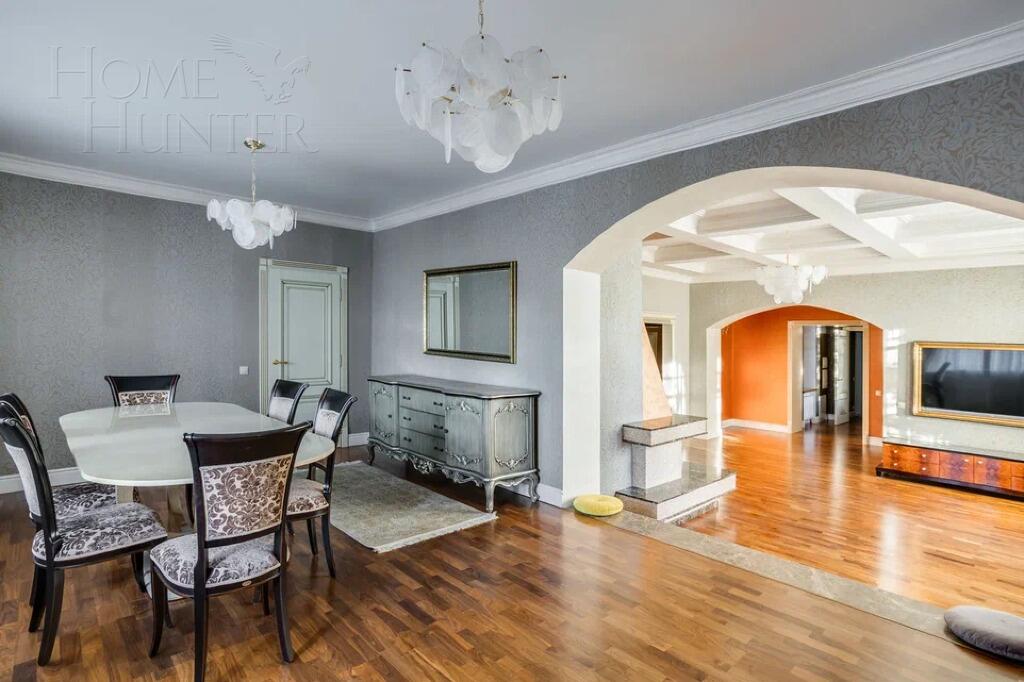 2-этажный коттедж 490 м² с отделкой