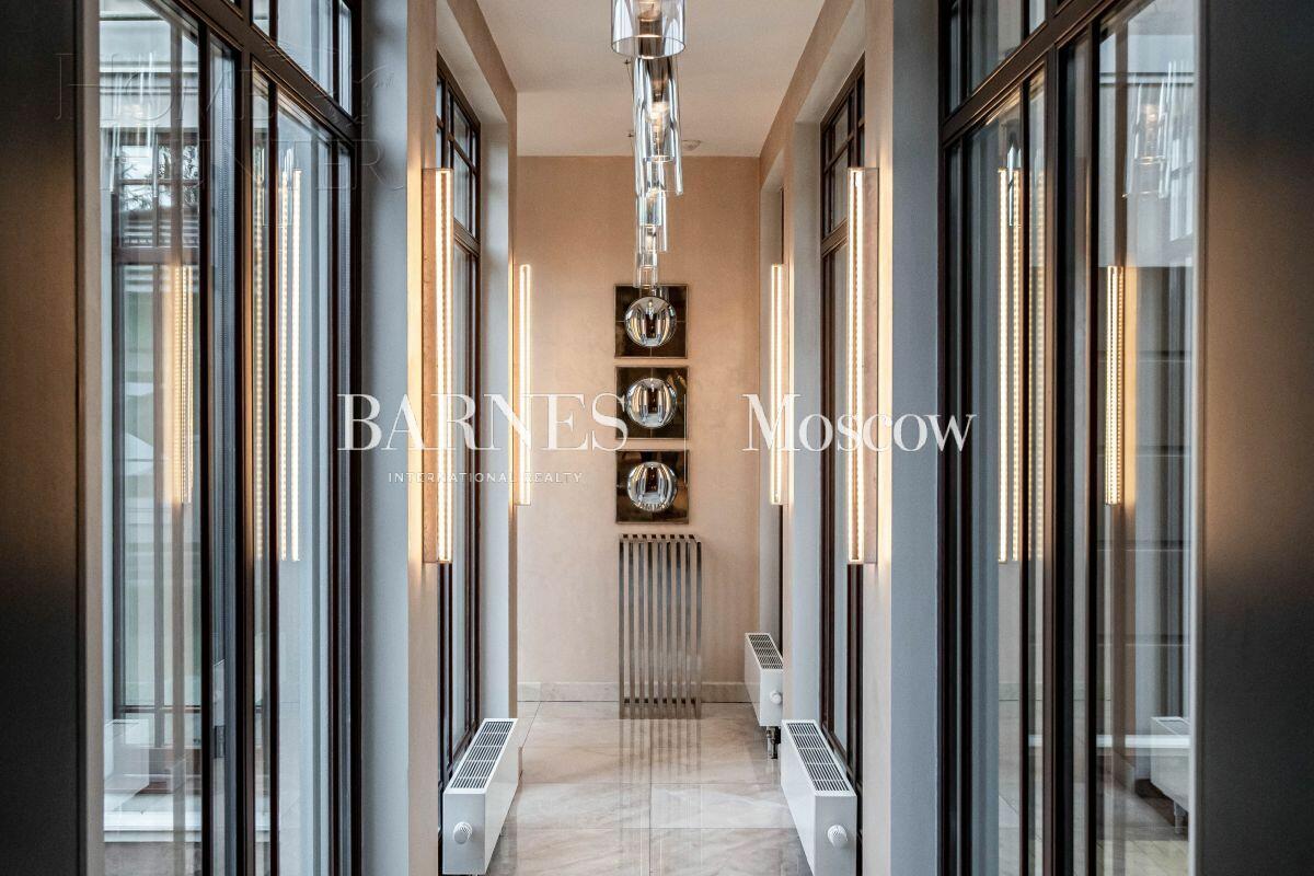 2-этажный коттедж 1 157 м² с отделкой