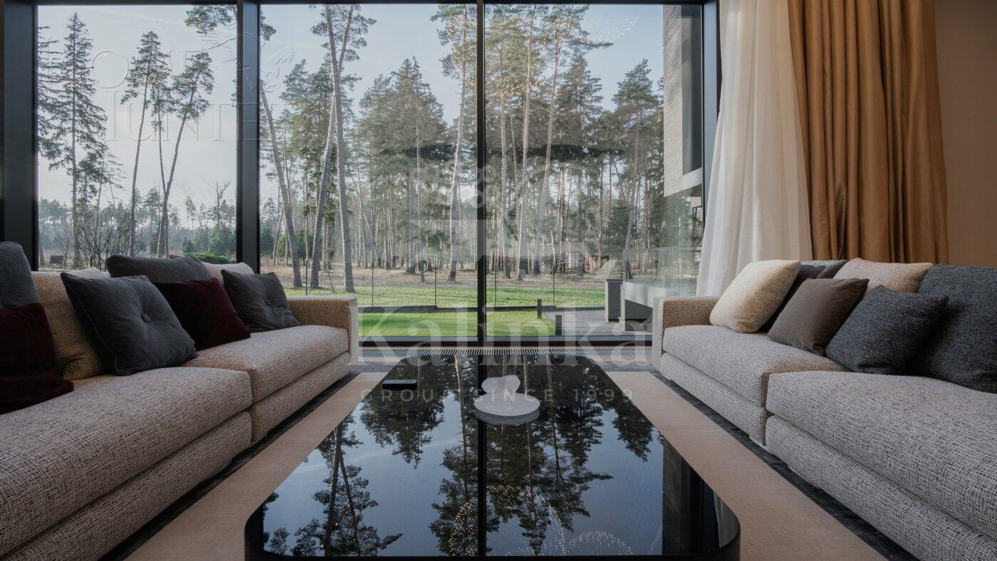 3-этажный коттедж 1 848 м² с отделкой