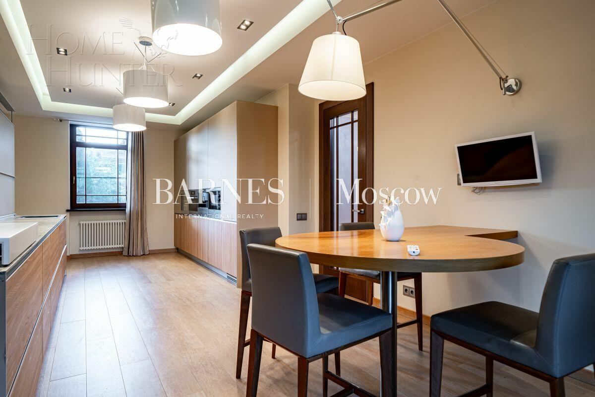 2-этажный коттедж 1 157 м² с отделкой