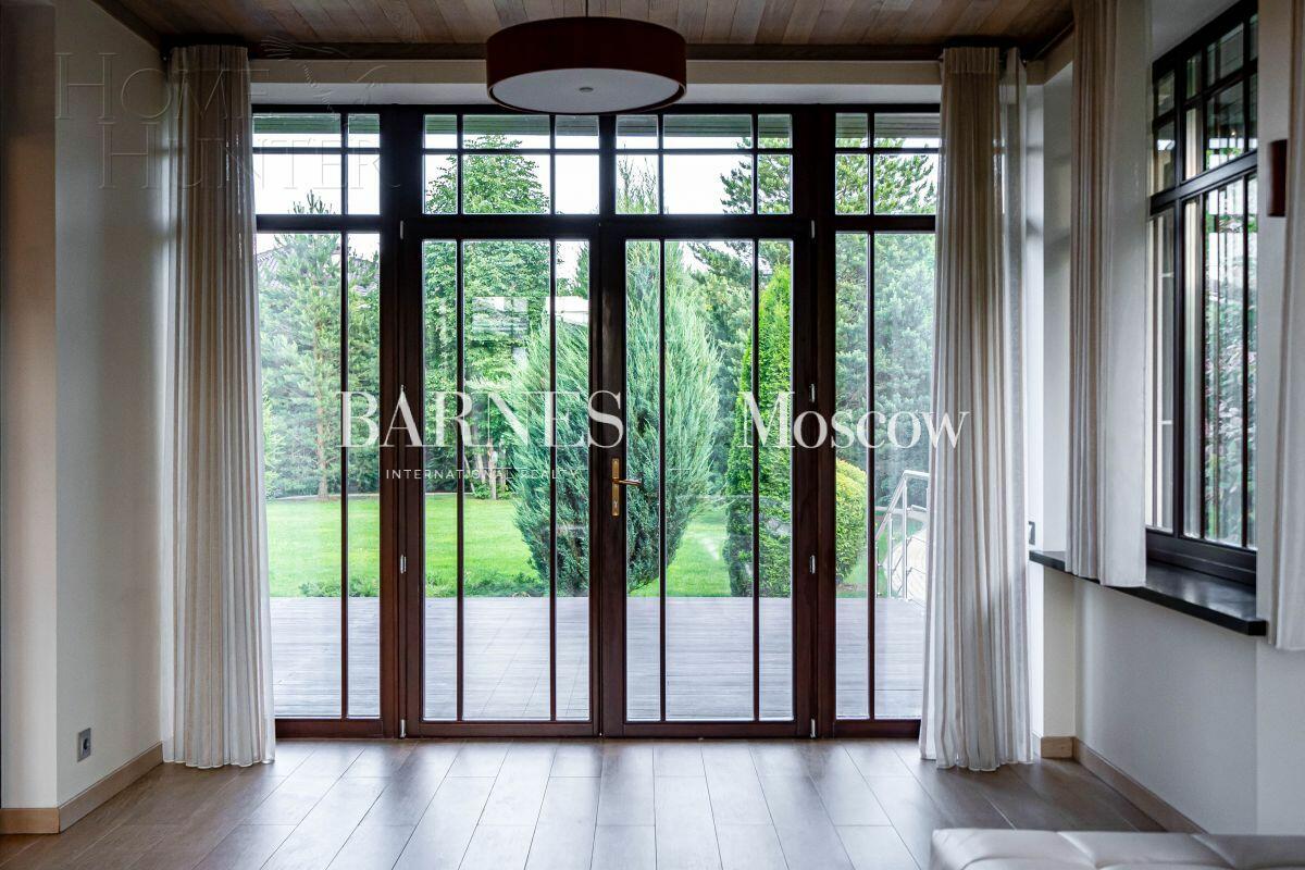 2-этажный коттедж 1 157 м² с отделкой