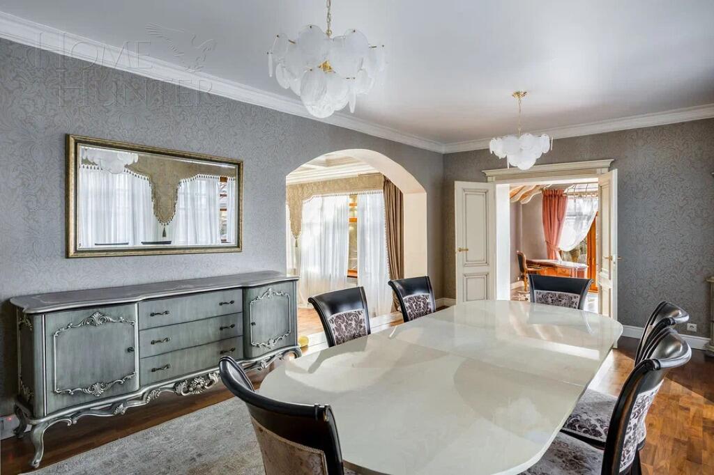 2-этажный коттедж 490 м² с отделкой