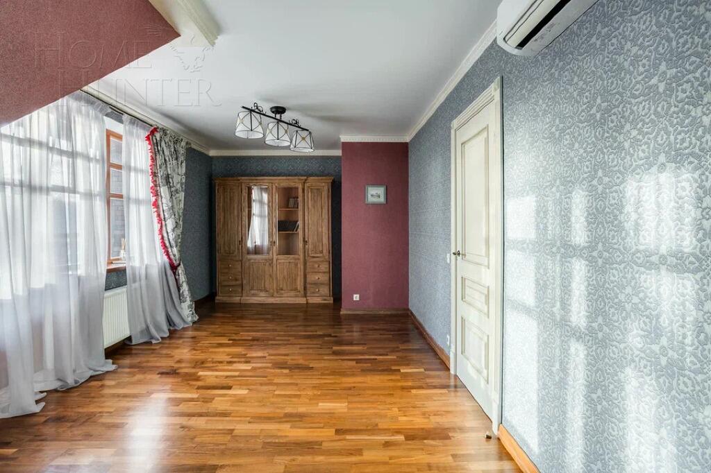 2-этажный коттедж 490 м² с отделкой