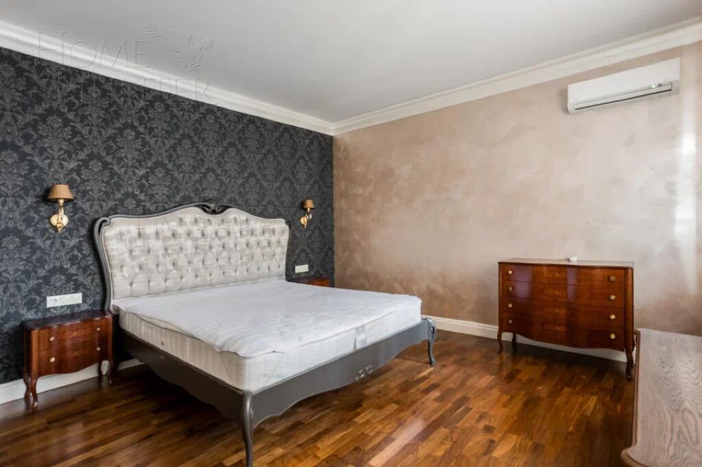 2-этажный коттедж 490 м² с отделкой