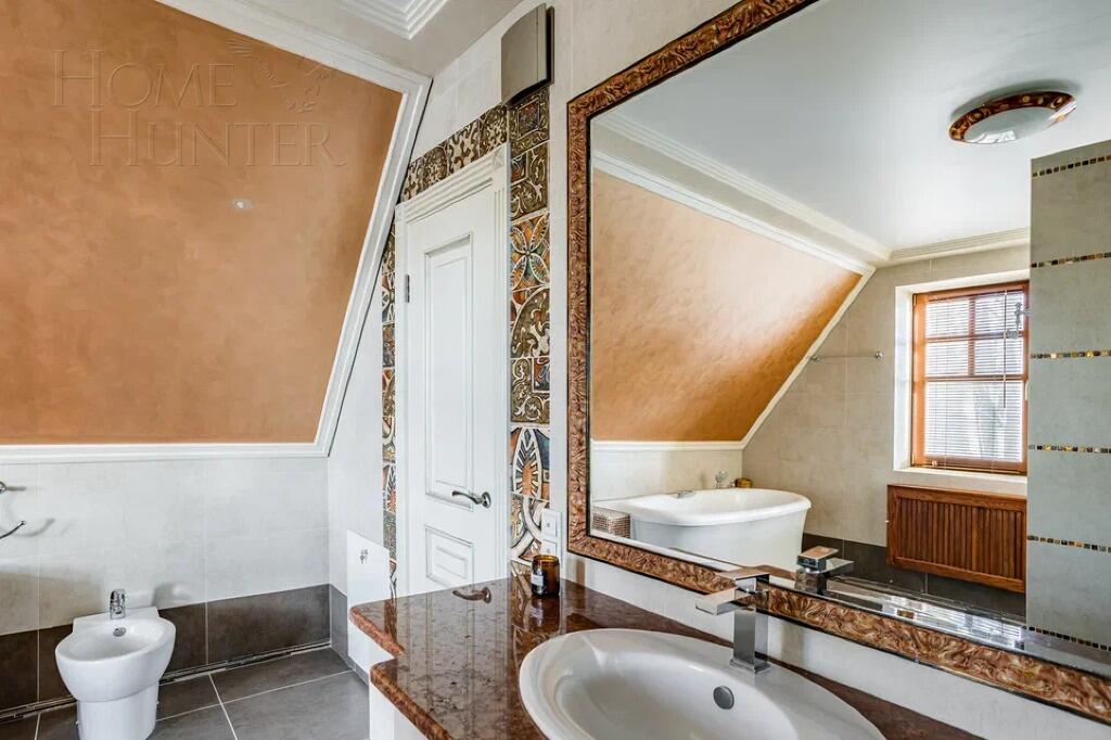 2-этажный коттедж 490 м² с отделкой