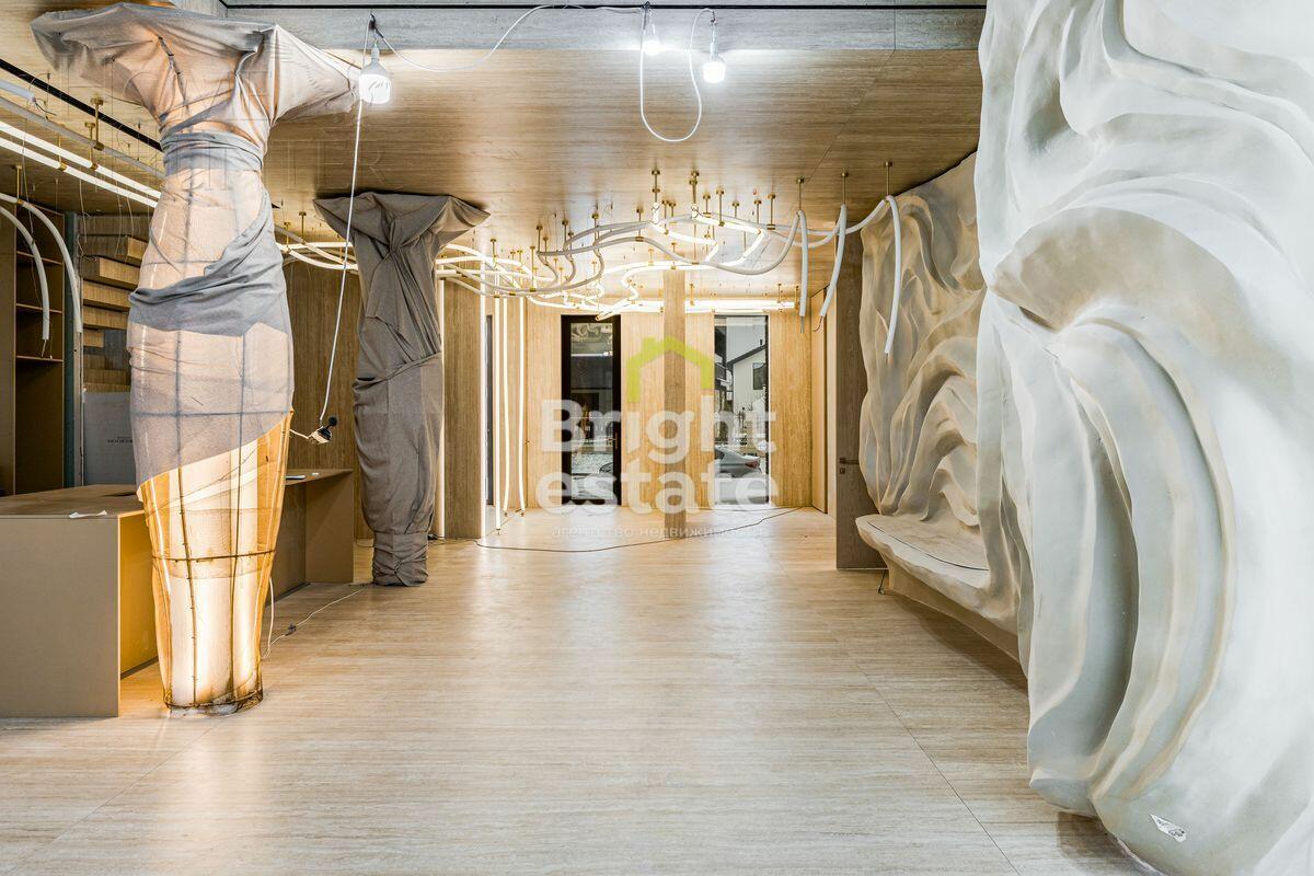 2-этажный коттедж 389 м² с отделкой