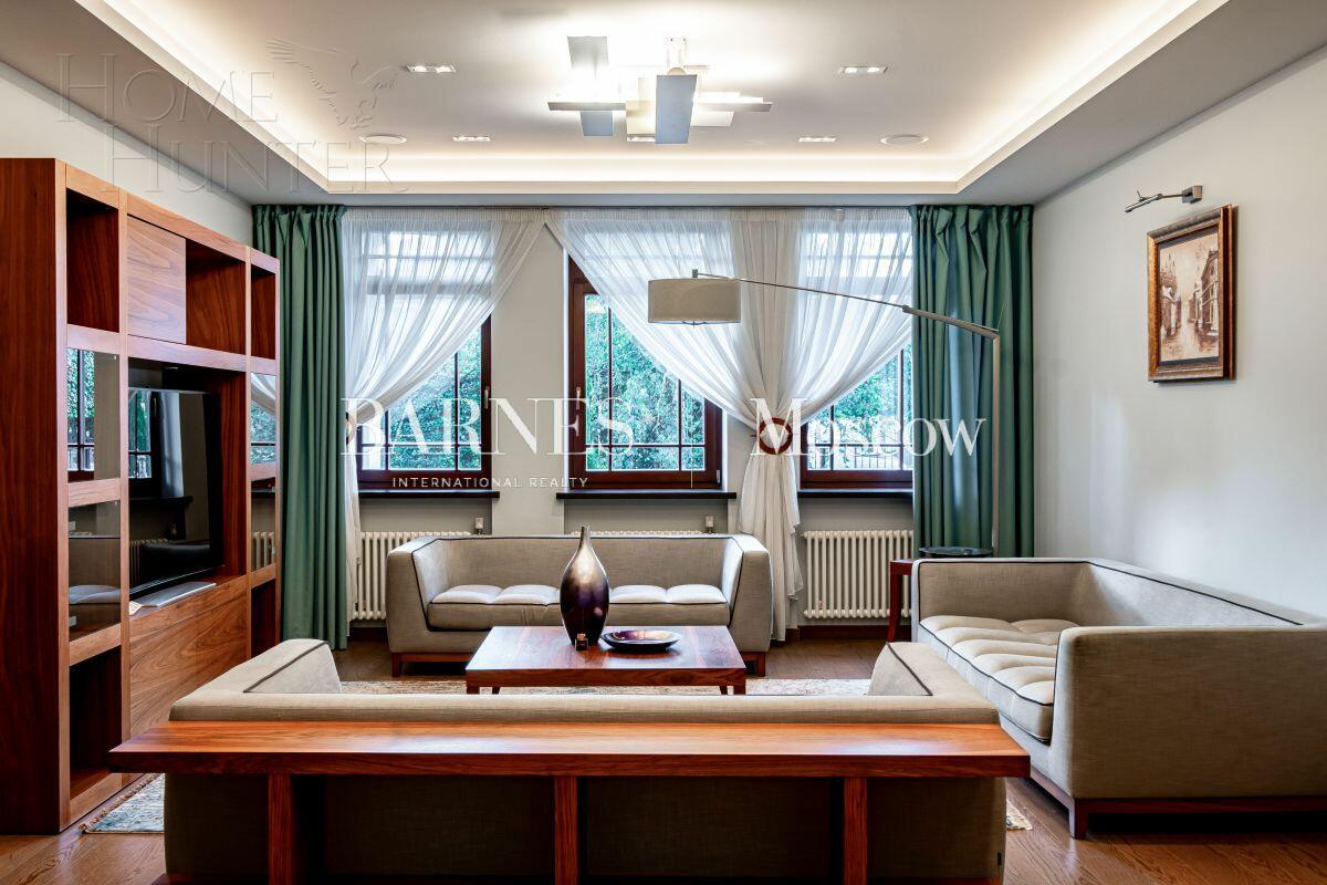 2-этажный коттедж 1 157 м² с отделкой