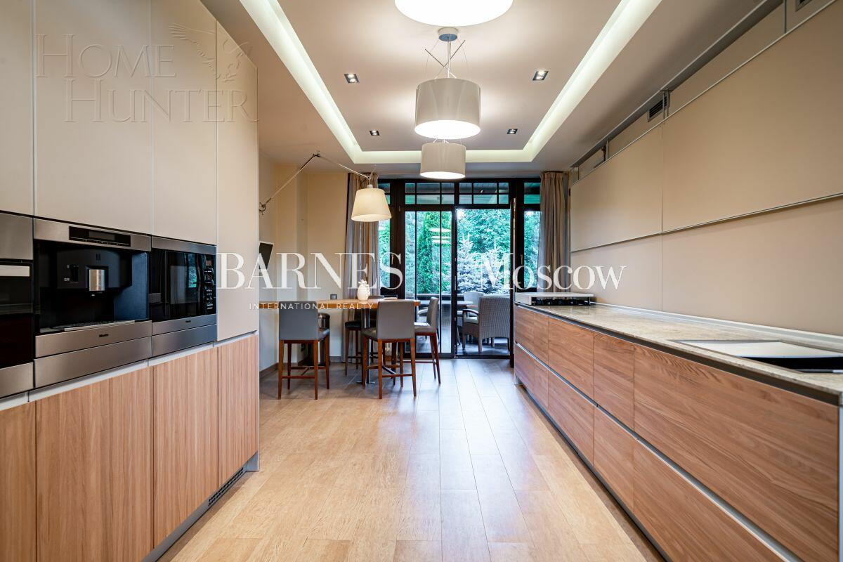 2-этажный коттедж 1 157 м² с отделкой