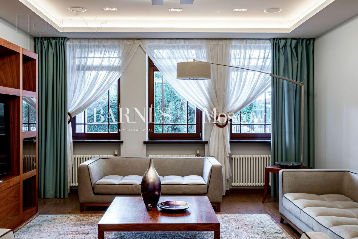 2-этажный коттедж 1 157 м² с отделкой