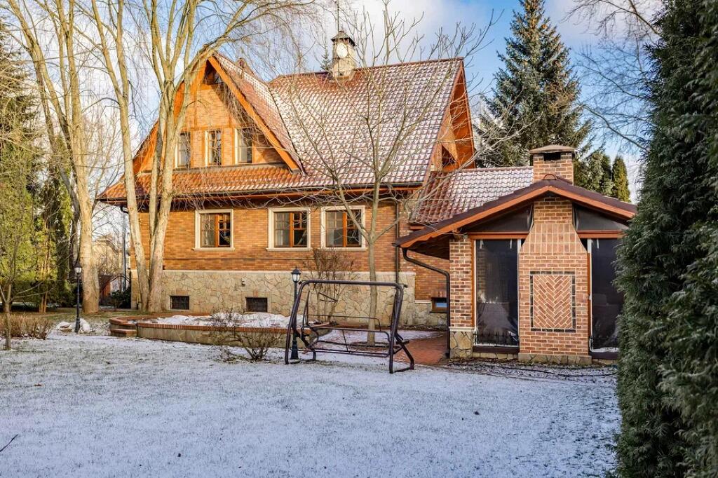 2-этажный коттедж 490 м² с отделкой