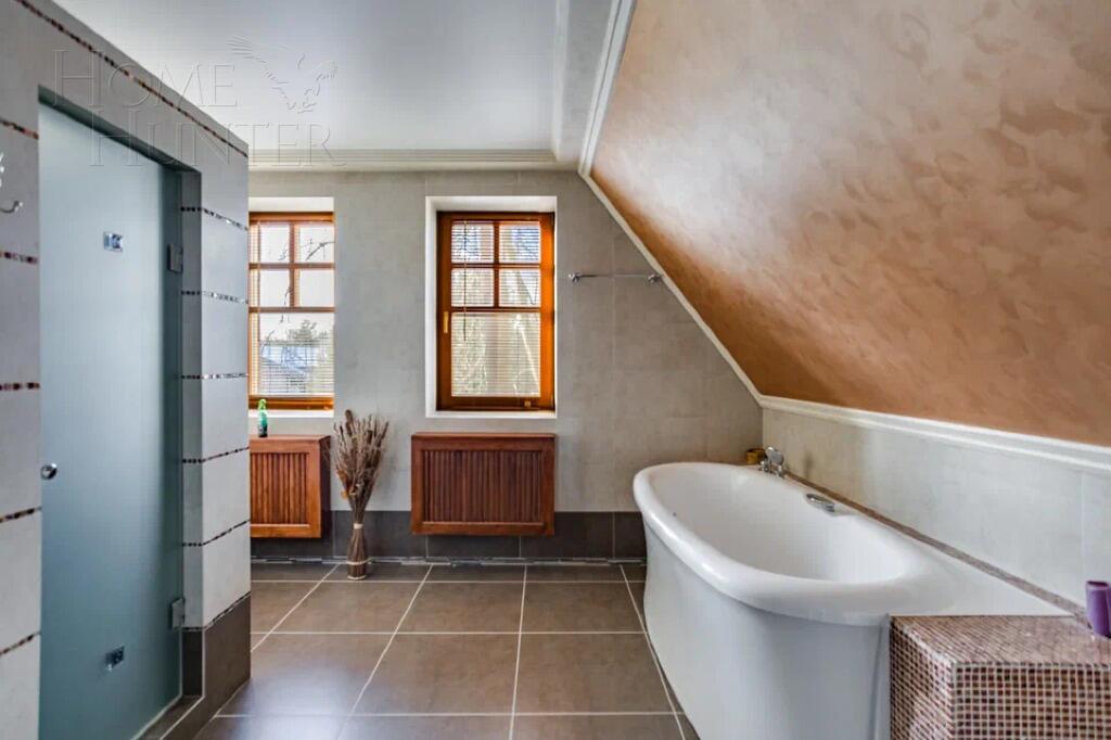 2-этажный коттедж 490 м² с отделкой