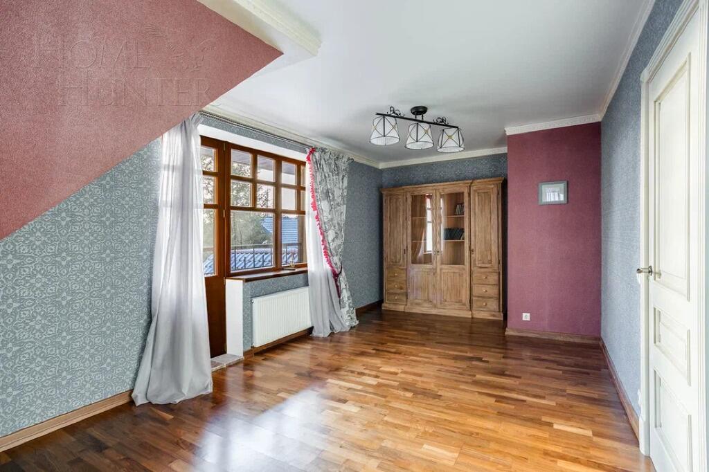 2-этажный коттедж 490 м² с отделкой