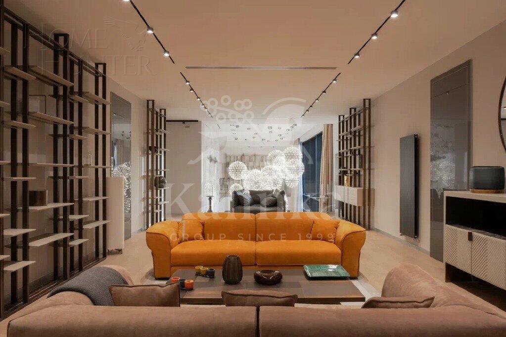 3-этажный коттедж 1 848 м² с отделкой