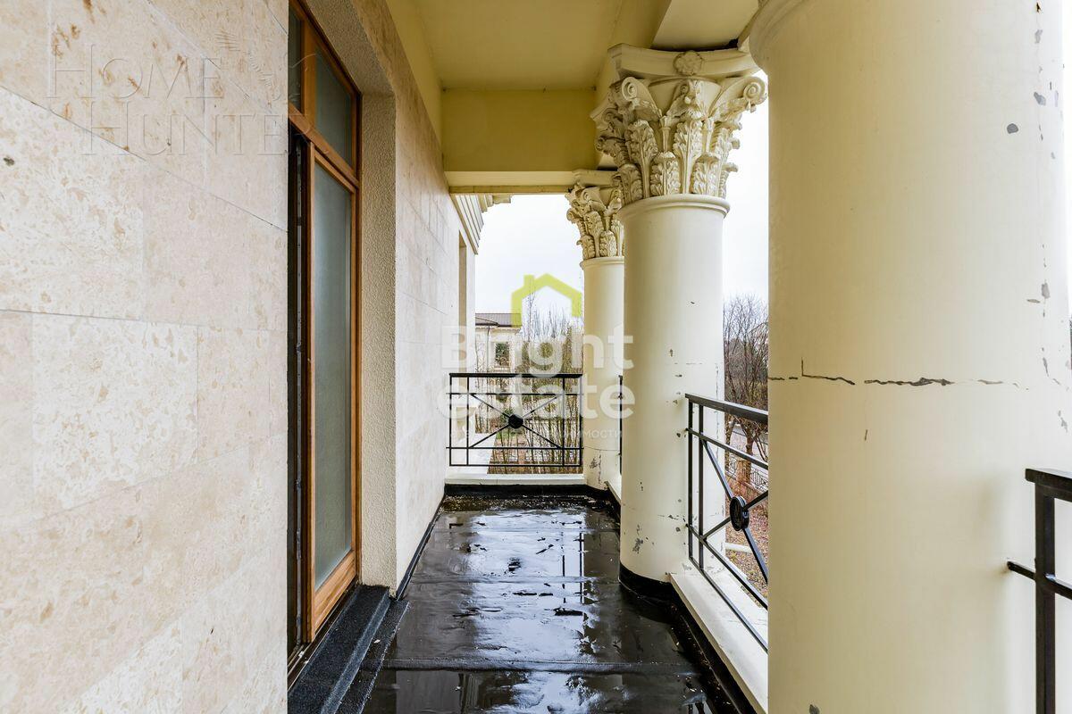 2-этажный коттедж 688 м² без отделки