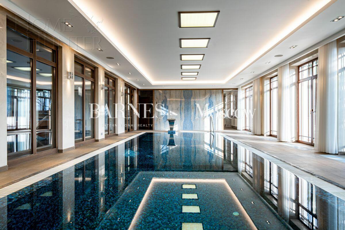 2-этажный коттедж 1 157 м² с отделкой