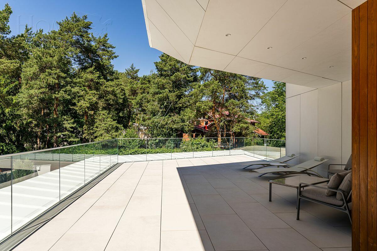 2-этажный коттедж 800 м² с отделкой