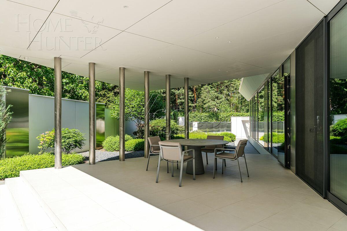 2-этажный коттедж 800 м² с отделкой