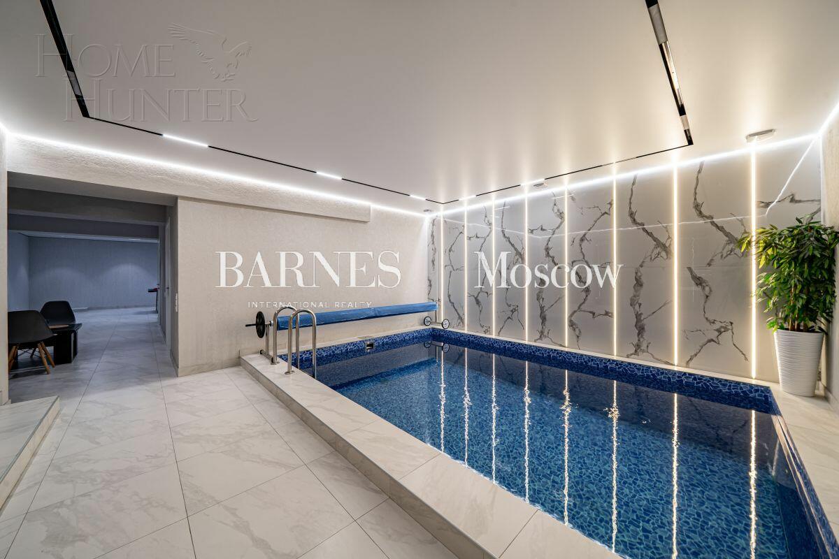 2-этажный коттедж 550 м² с отделкой