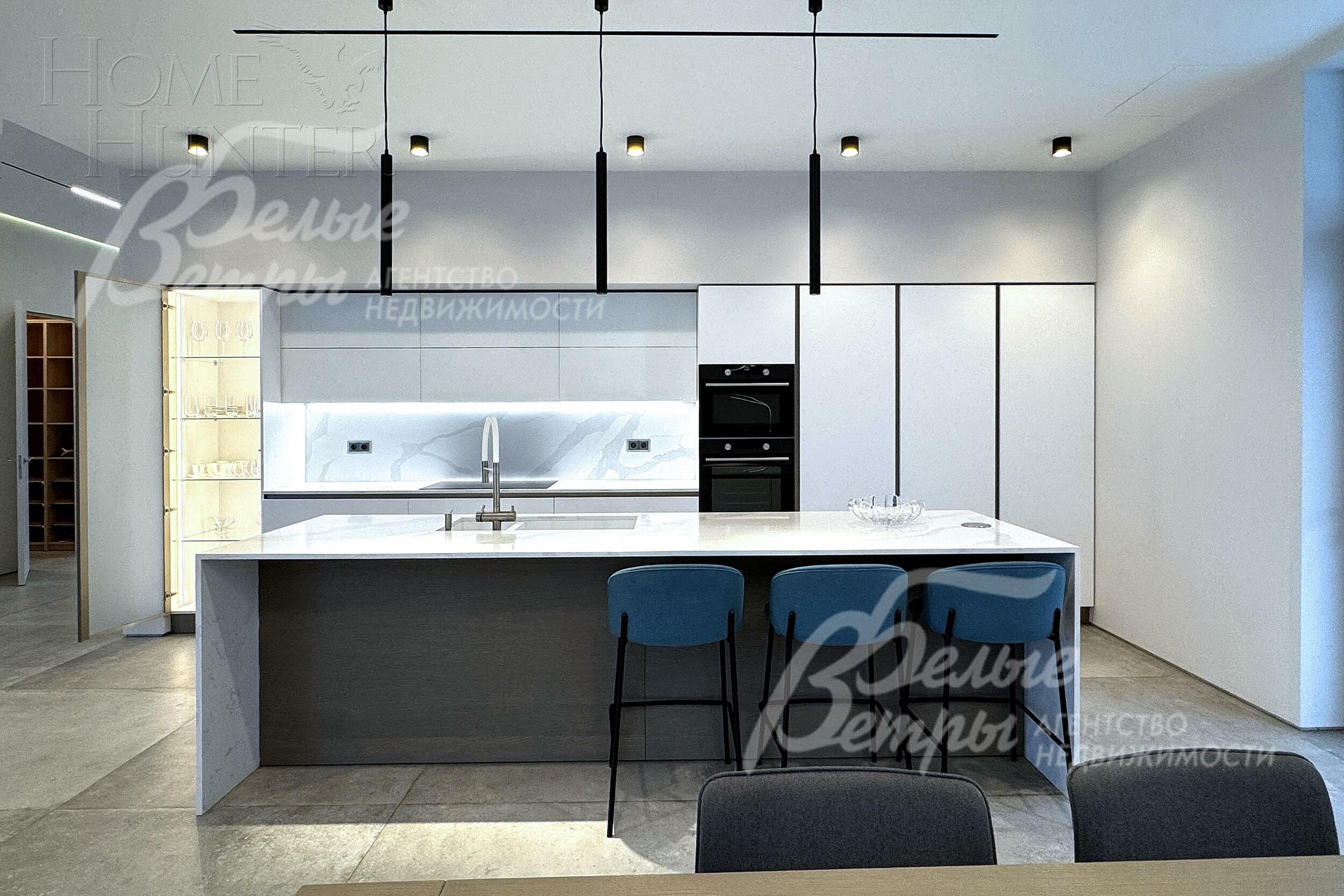 2-этажный коттедж 333 м² с отделкой