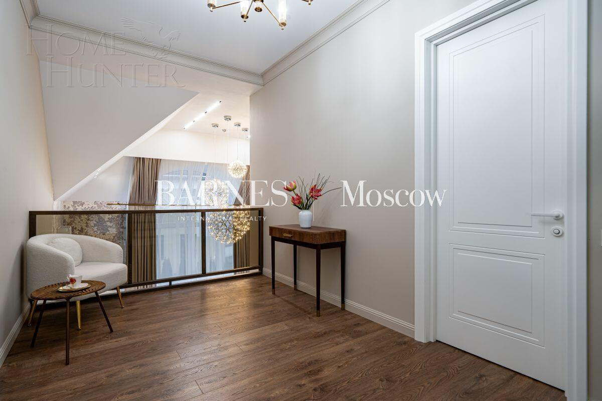 2-этажный коттедж 550 м² с отделкой