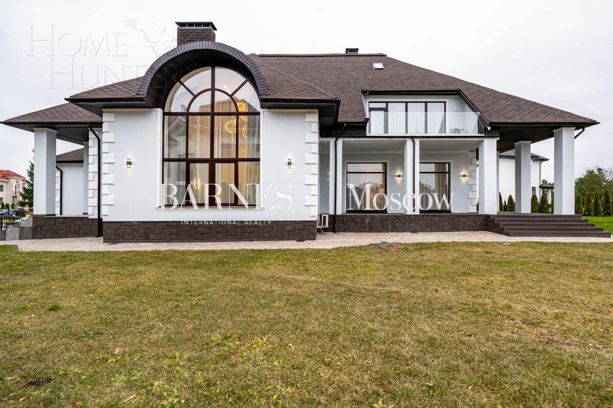 2-этажный коттедж 550 м² с отделкой