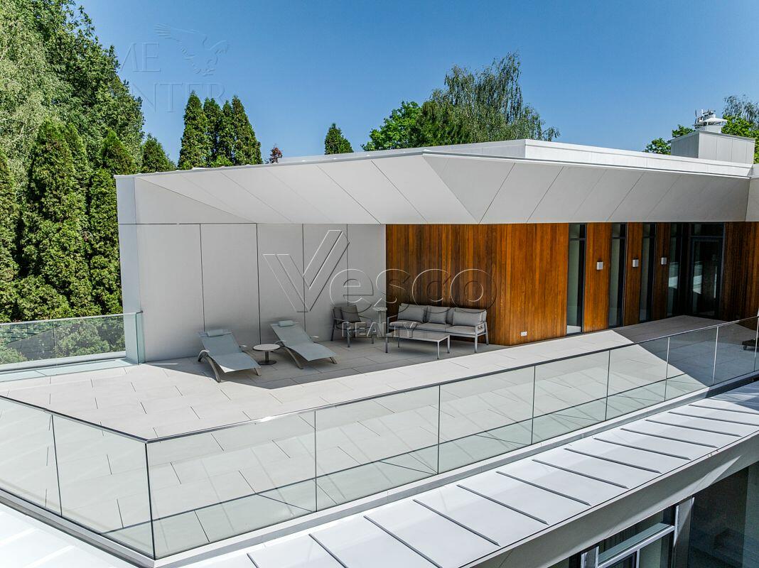 2-этажный коттедж 800 м² с отделкой