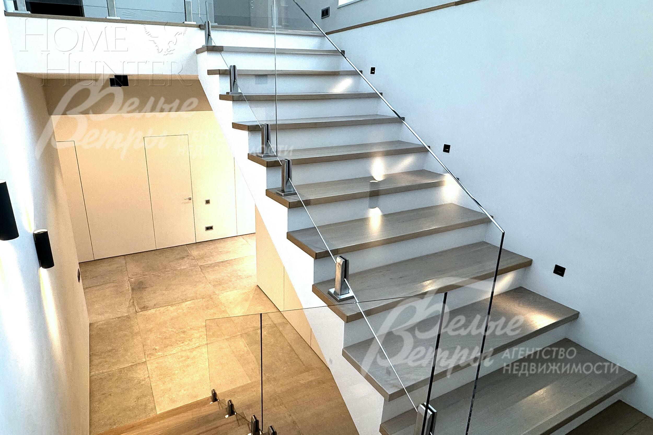 2-этажный коттедж 333 м² с отделкой