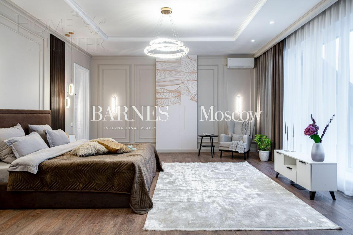 2-этажный коттедж 550 м² с отделкой