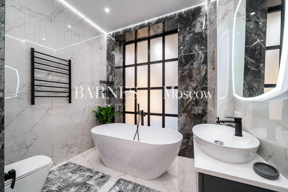 2-этажный коттедж 550 м² с отделкой