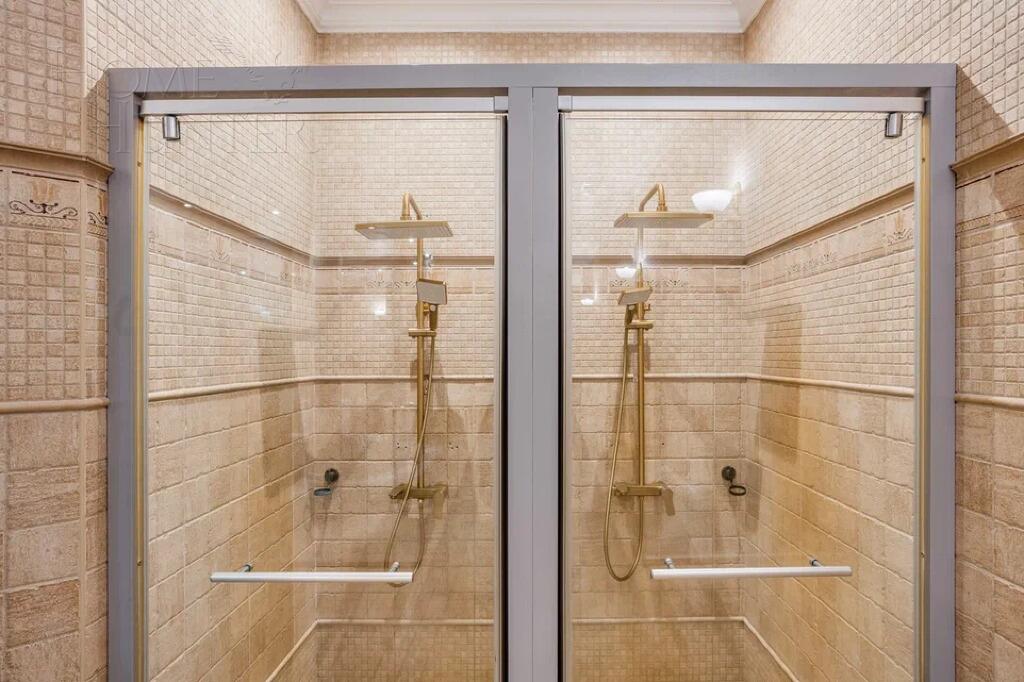 2-этажный коттедж 700 м² с отделкой