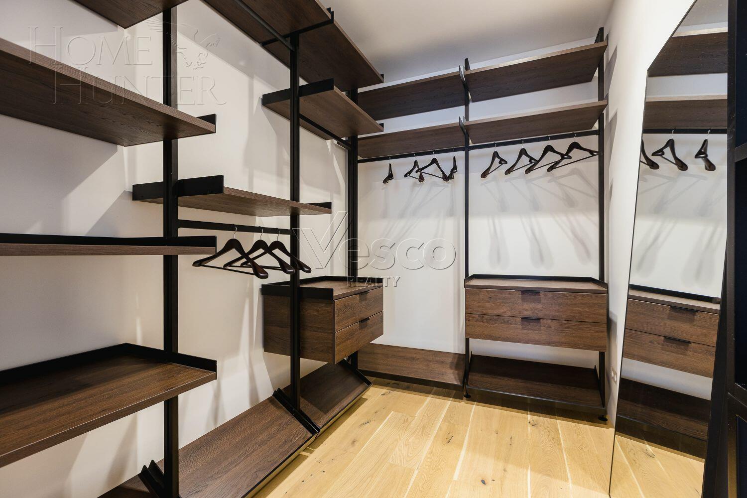 2-этажный коттедж 626 м² с отделкой