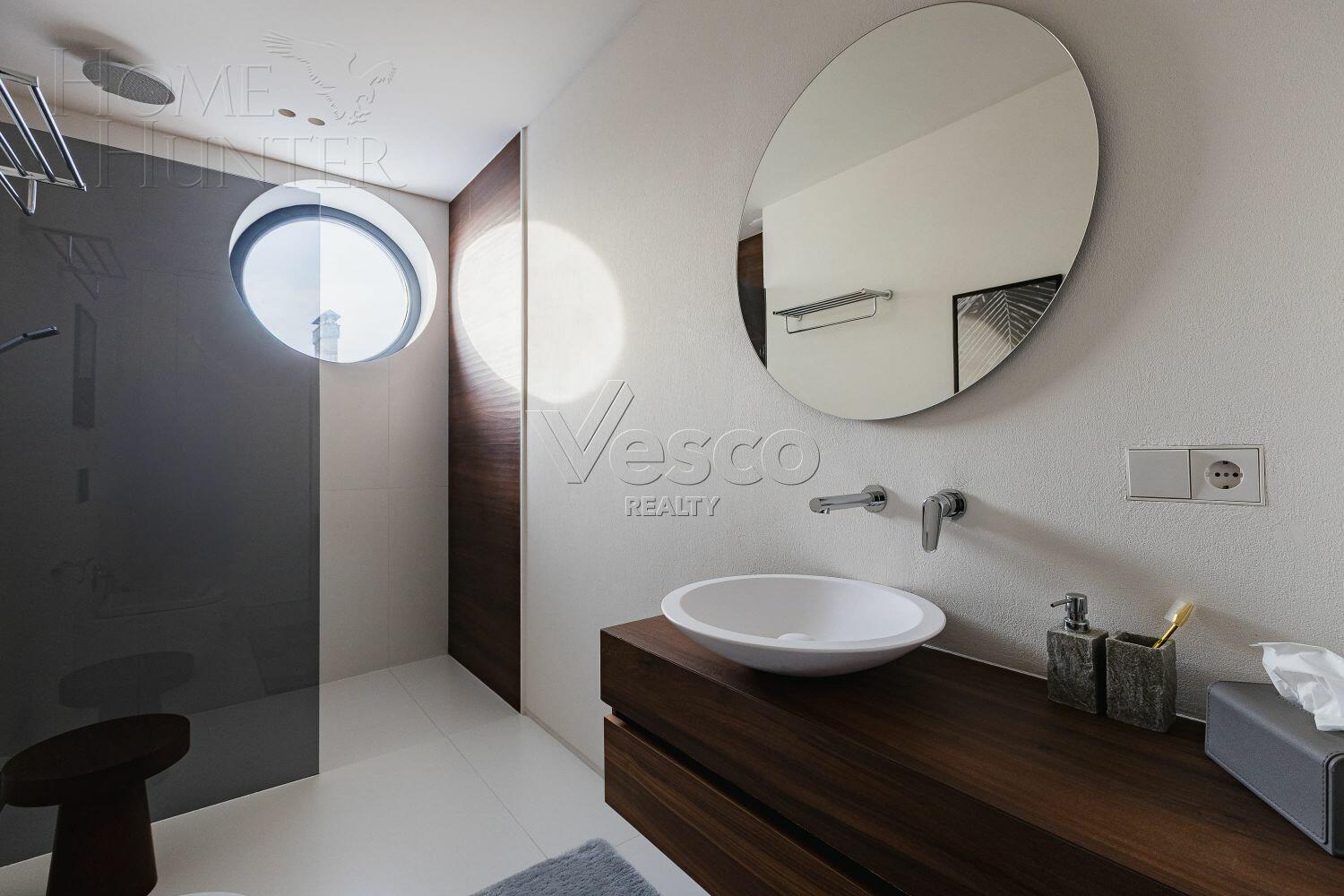 2-этажный коттедж 626 м² с отделкой