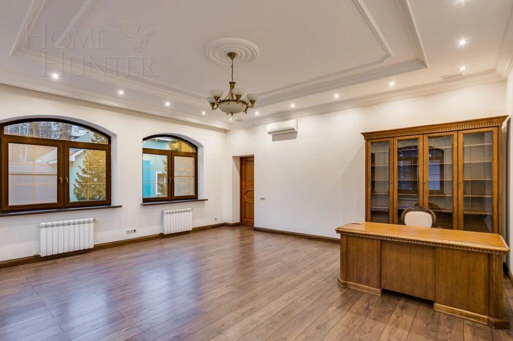 2-этажный коттедж 700 м² с отделкой