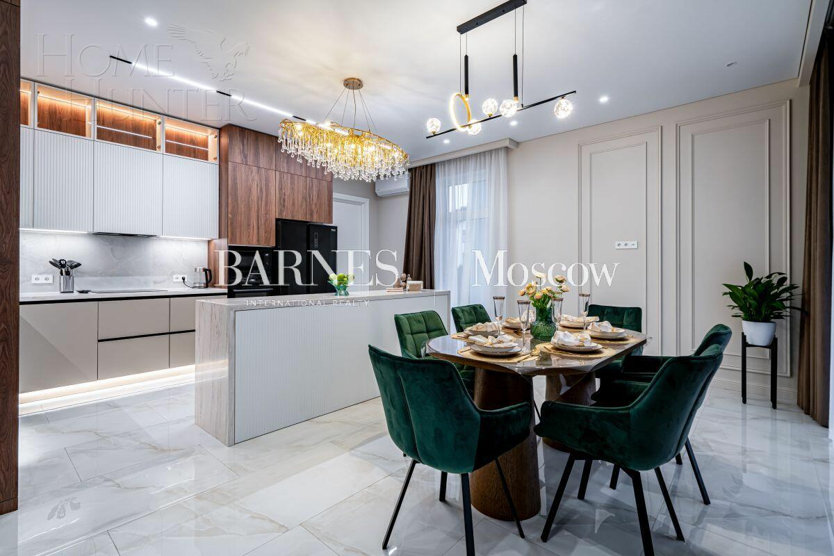 2-этажный коттедж 550 м² с отделкой