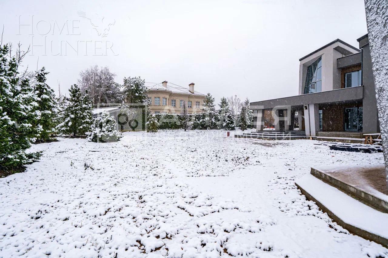 2-этажный коттедж 1 064 м² без отделки