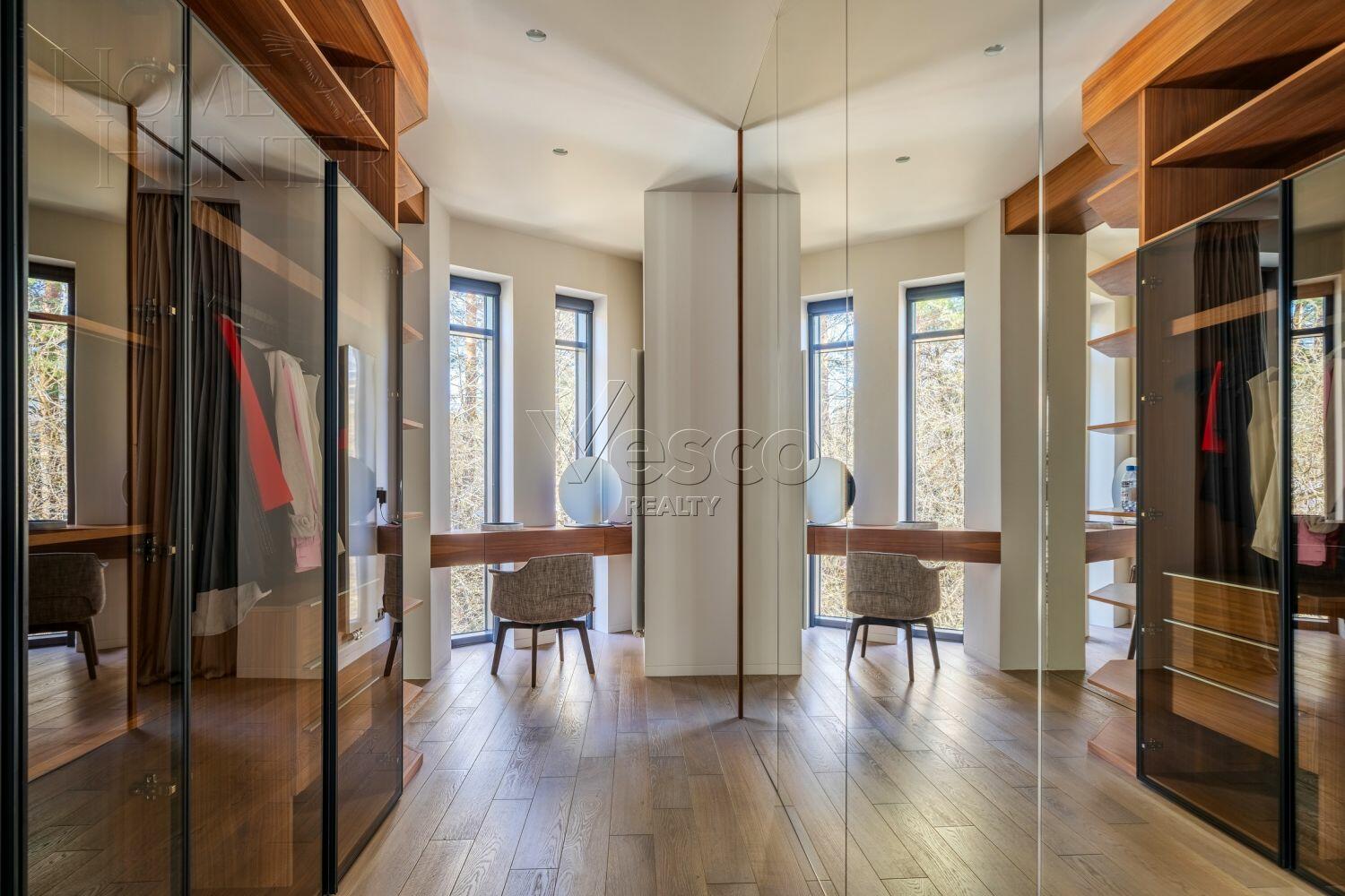 2-этажный коттедж 800 м² с отделкой