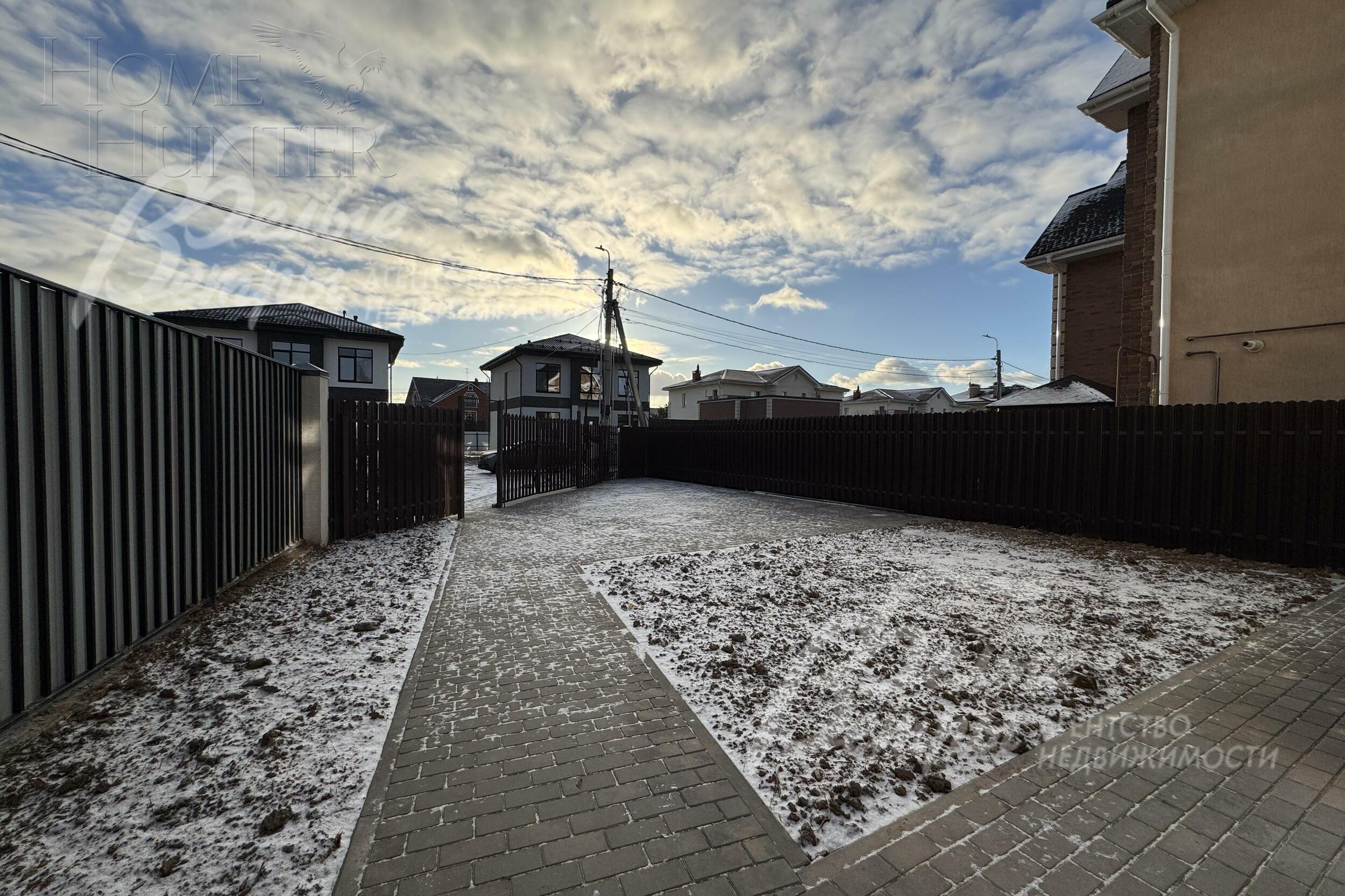 3-этажный коттедж 148 м² с отделкой