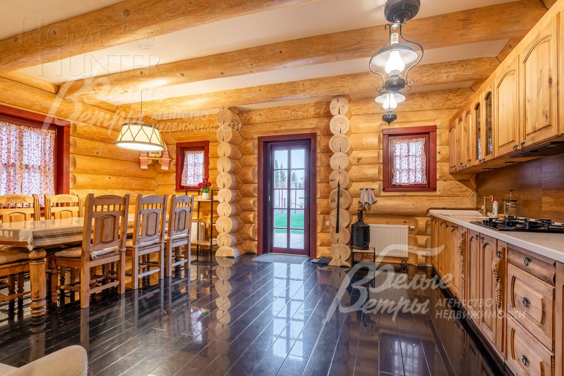 2-этажный коттедж 300 м² с отделкой