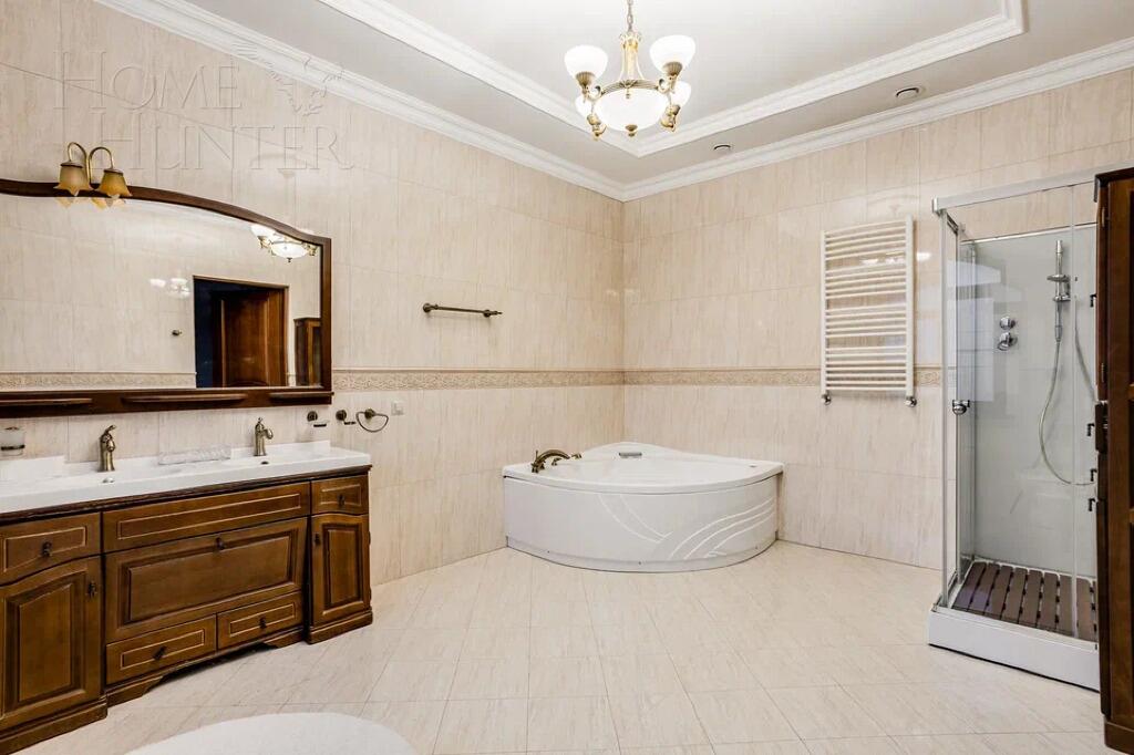 2-этажный коттедж 700 м² с отделкой