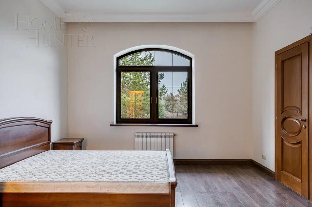 2-этажный коттедж 700 м² с отделкой