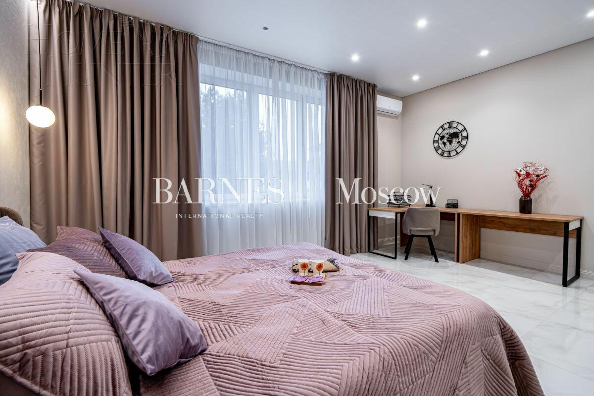 2-этажный коттедж 550 м² с отделкой