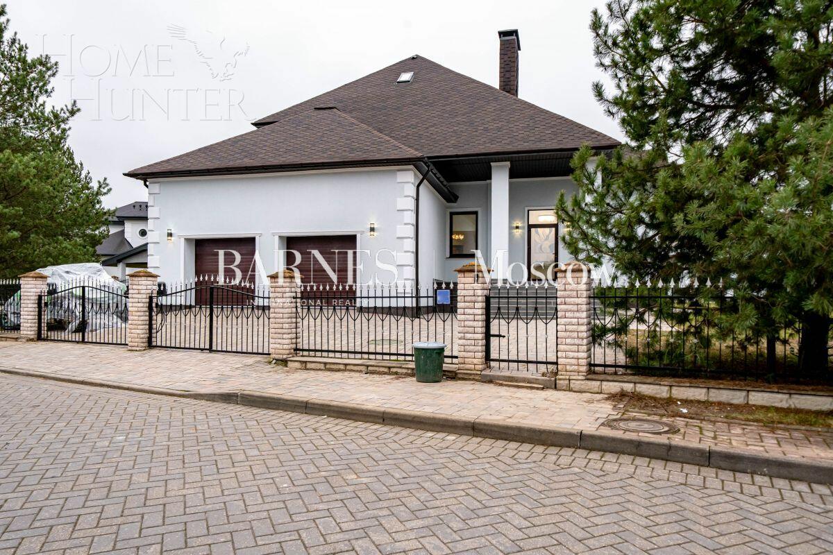 2-этажный коттедж 550 м² с отделкой