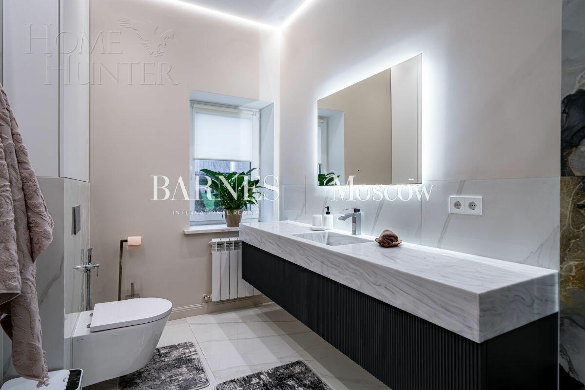 2-этажный коттедж 550 м² с отделкой