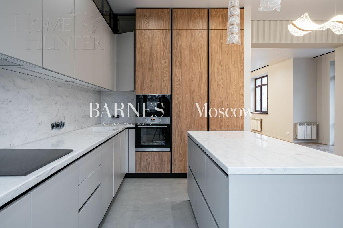 2-этажный коттедж 588 м² с отделкой