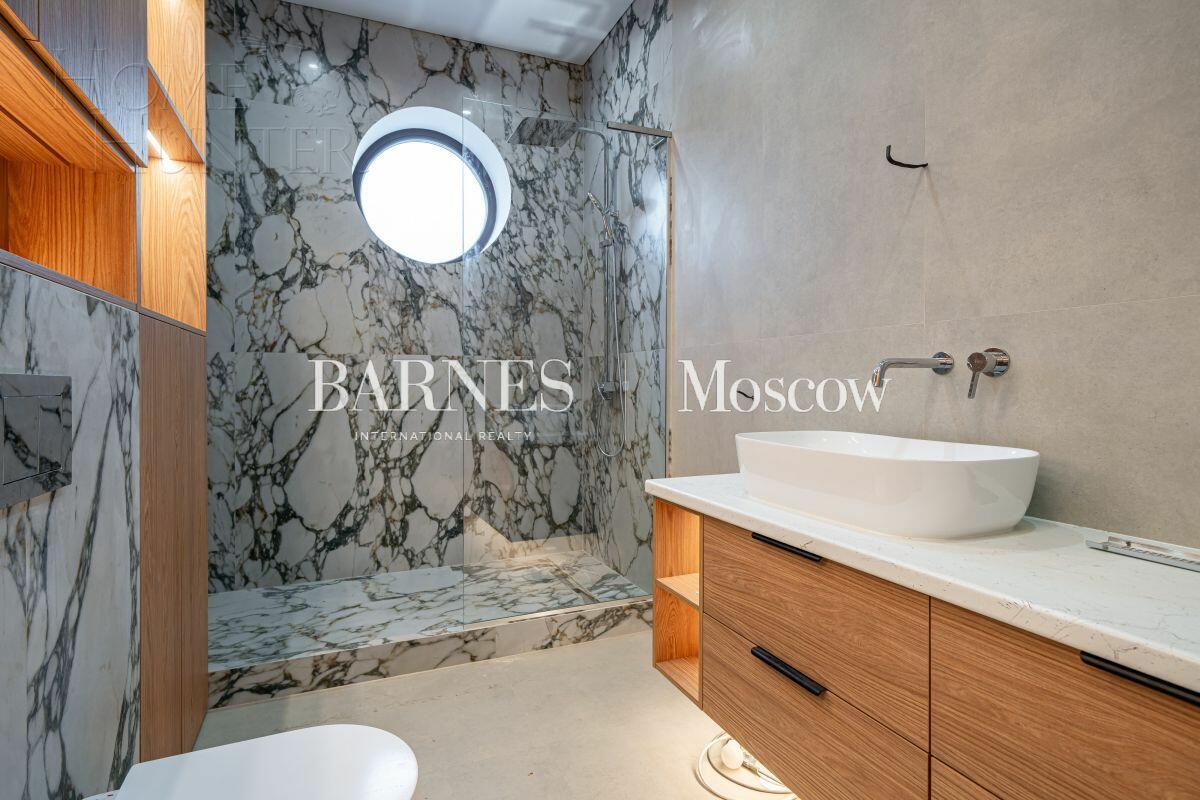 2-этажный коттедж 588 м² с отделкой