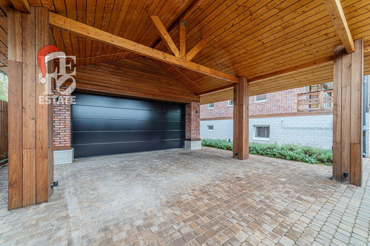 2-этажный коттедж 650 м² с отделкой