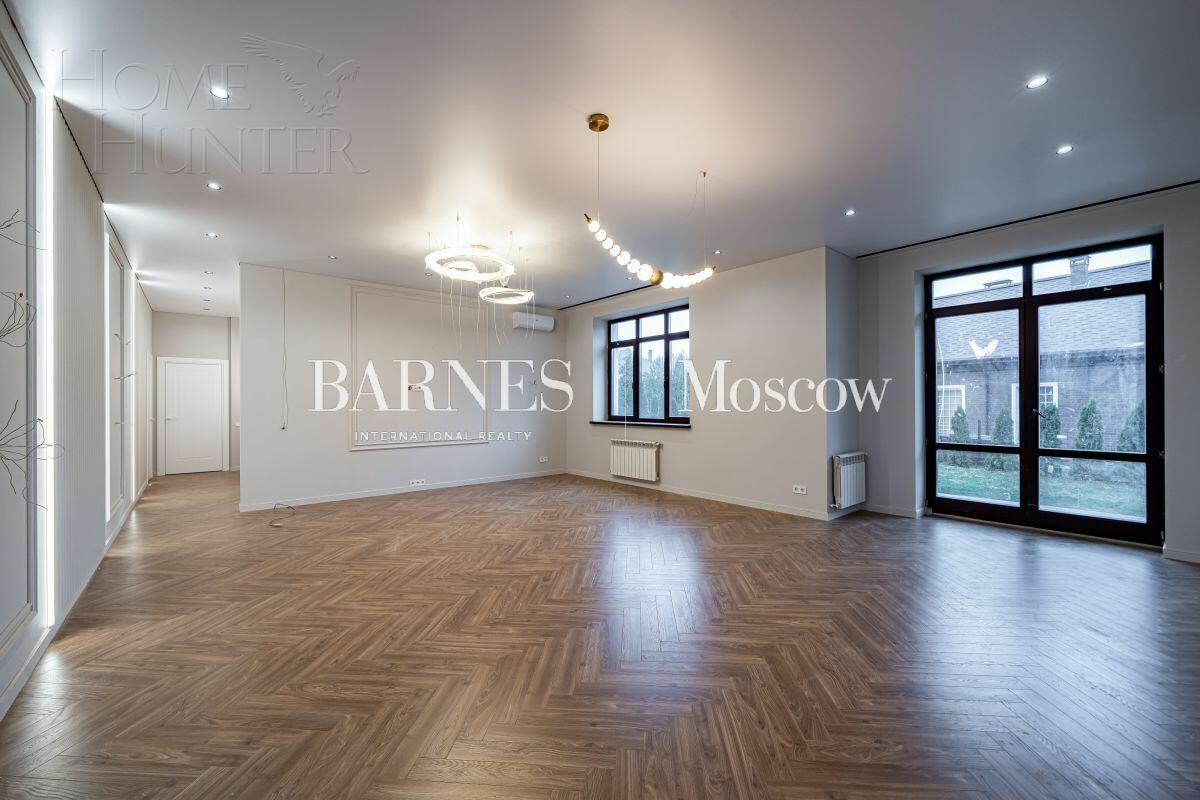 2-этажный коттедж 588 м² с отделкой