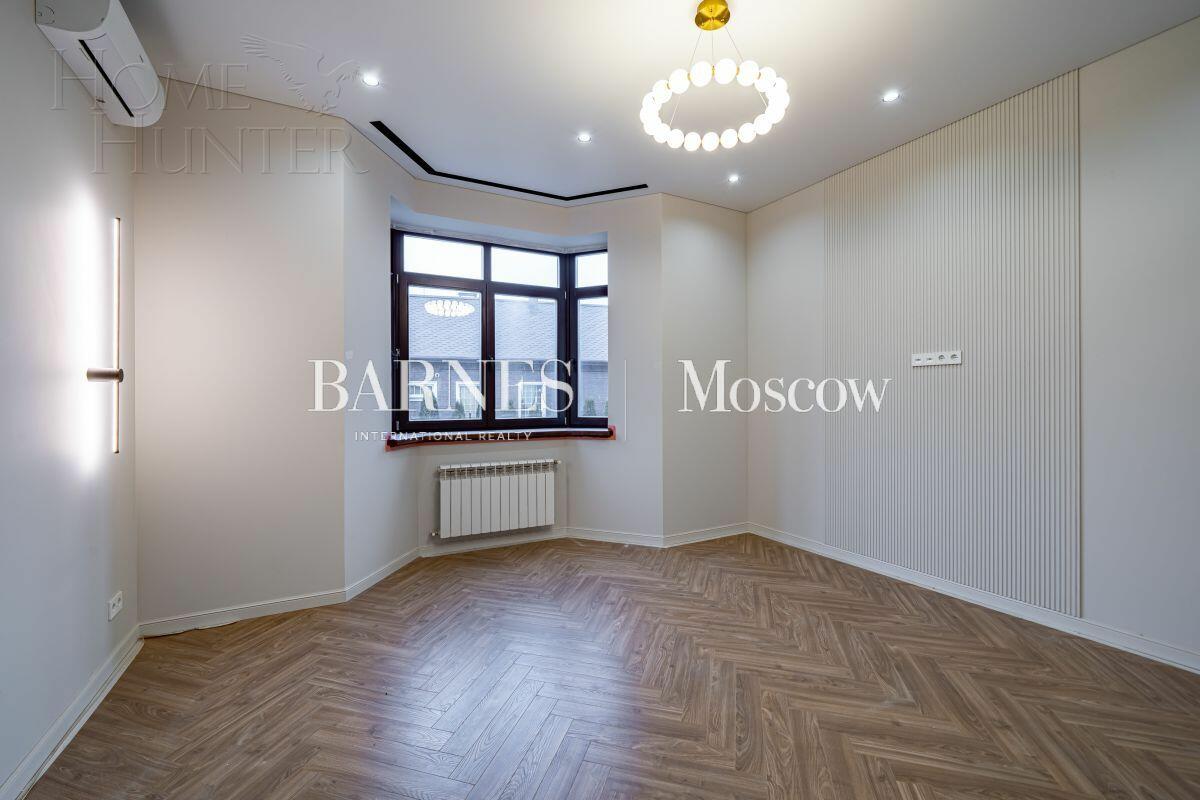 2-этажный коттедж 588 м² с отделкой