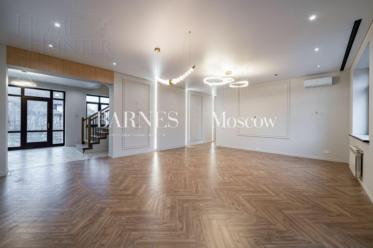 2-этажный коттедж 588 м² с отделкой